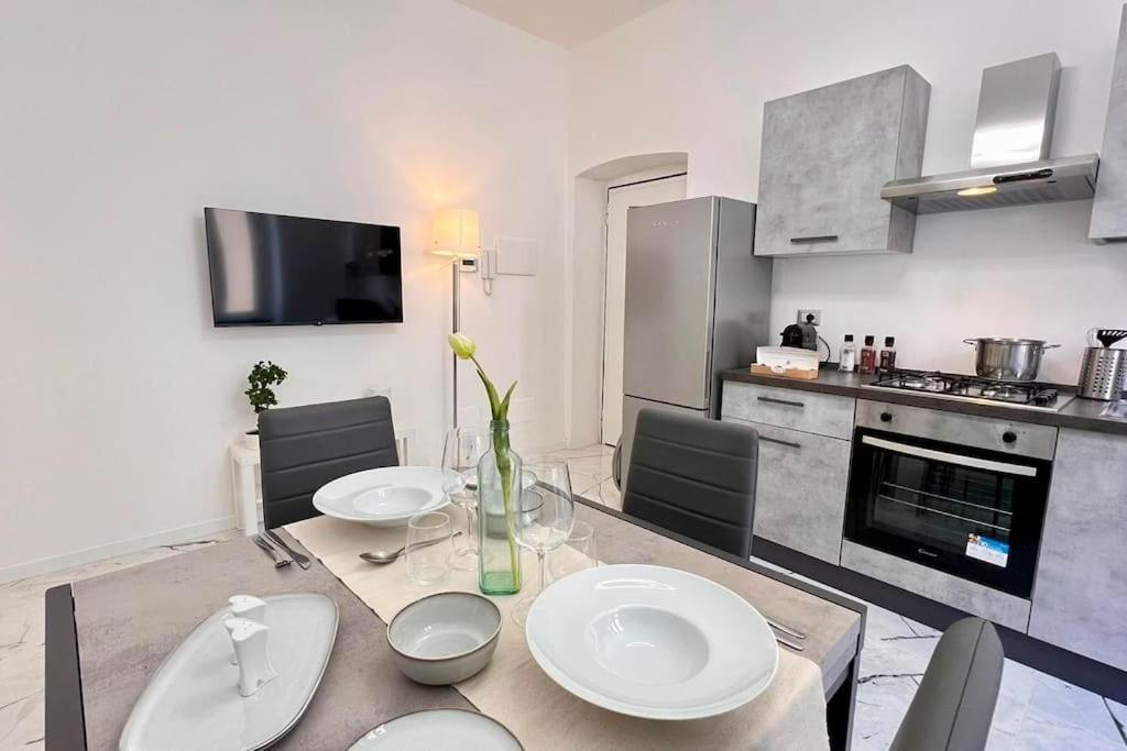 Ferienwohnung Urban House - Modern Flat Navigli Milan Center Exterior foto
